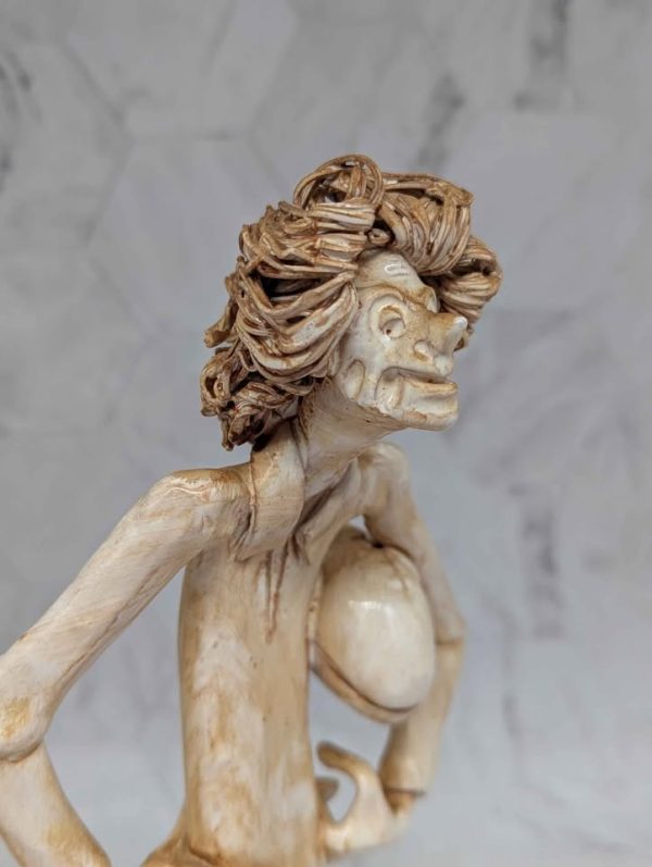 Vintage Italian Man With A Football Sculpture By Dino Benchini - BP379946 - Image 2