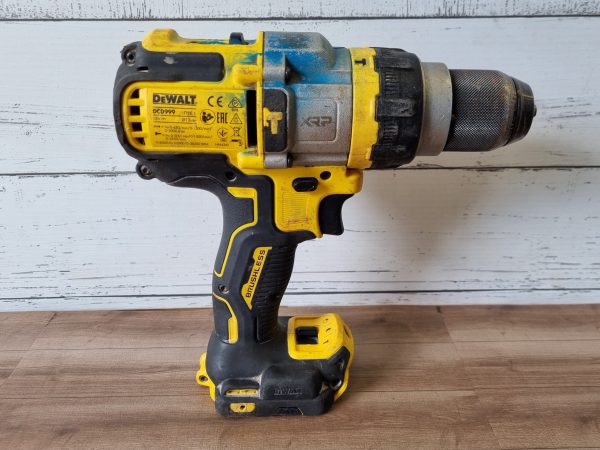DeWalt 18V Drill Driver TW357181 - Image 2
