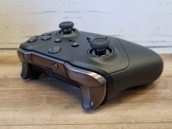 Xbox Elite Series 2 Controller TW376773 - Image 4