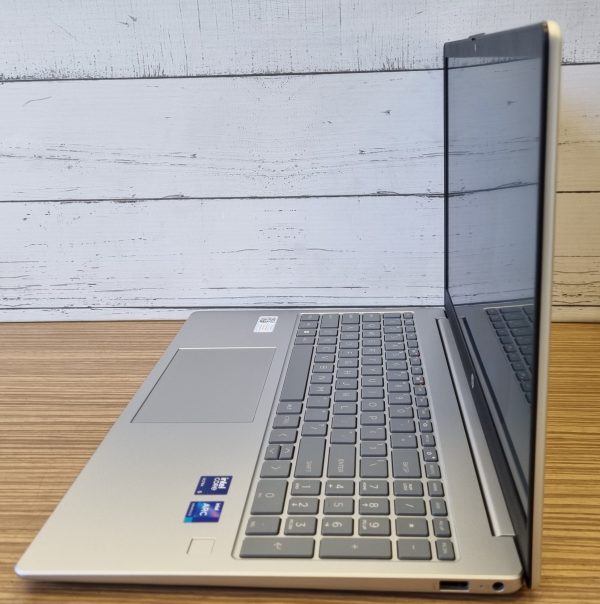HP Laptop TW373740 - Image 7