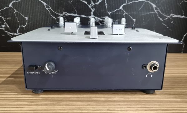 Stanton DJ Scratch Mixer TW375121 - Image 2