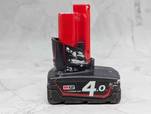 Milwaukee 12V 4.0Ah Battery - BP378076 - Image 5