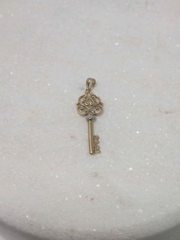 9CT YELLOW GOLD KEY PENDANT #GN373800 - Image 3