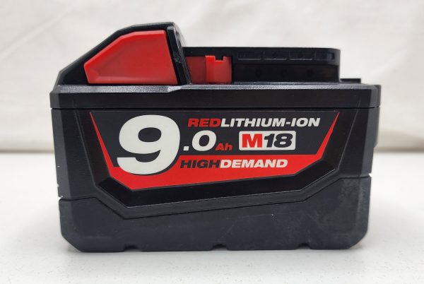Milwaukee 9AH 18V Battery - IP378175