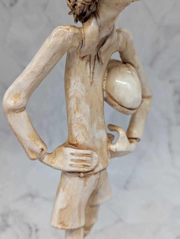 Vintage Italian Man With A Football Sculpture By Dino Benchini - BP379946 - Image 3