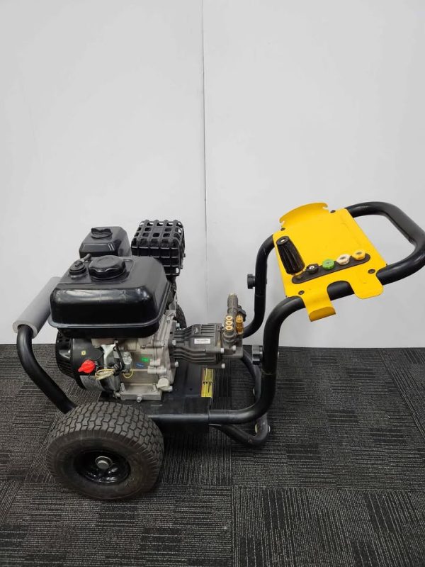 DeWalt 3300 PSI Petrol Pressure Washer - BP371780 - Image 3