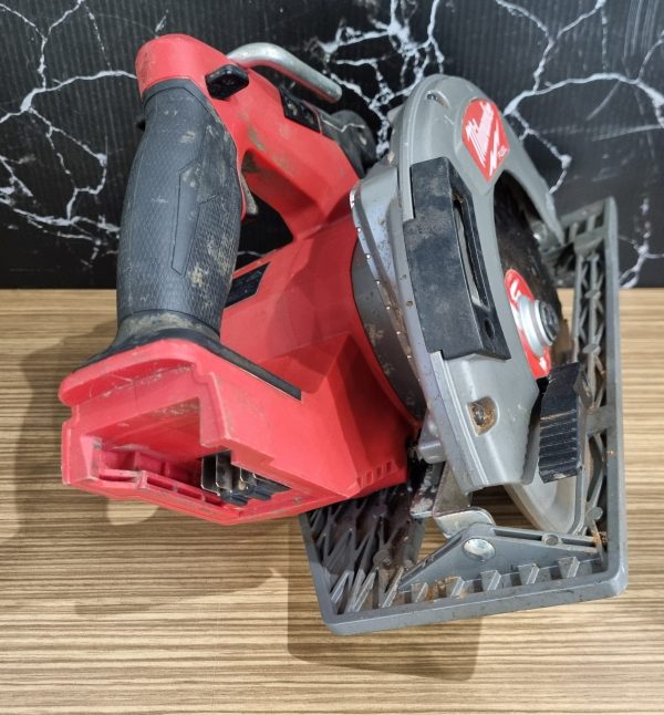 Milwaukee 18V Circular Saw TW373836 - Image 8
