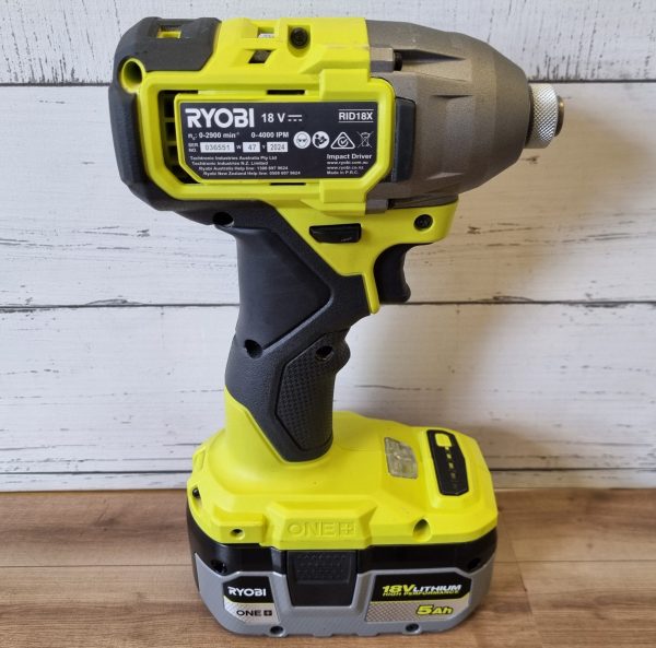 Ryobi 18V Impact Driver TW379335 - Image 8