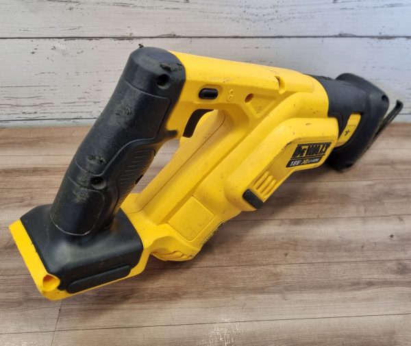 DeWalt 18V Reciprocating Saw TW356236 - Image 8