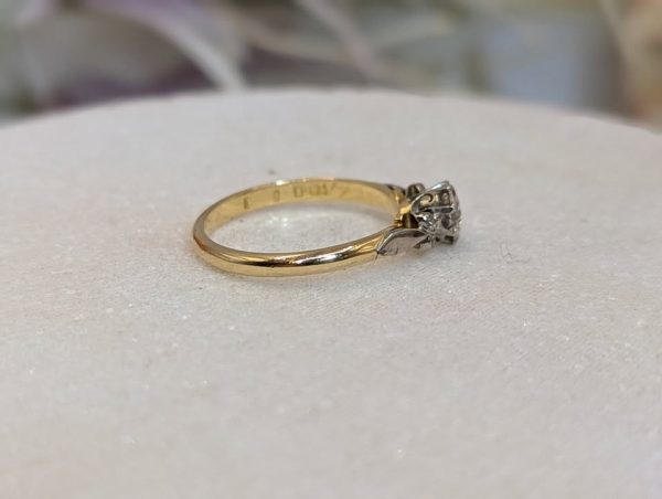 Lady's 18CT Yellow Gold Diamond Solitaire Ring (2.3gms) - BP201825 - Image 3