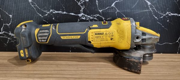 DeWalt 18V Angle Grinder TW366713-2 - Image 6