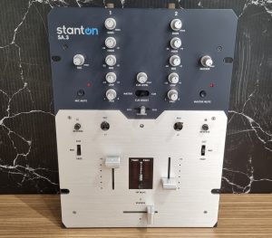 Stanton DJ Scratch Mixer TW375121