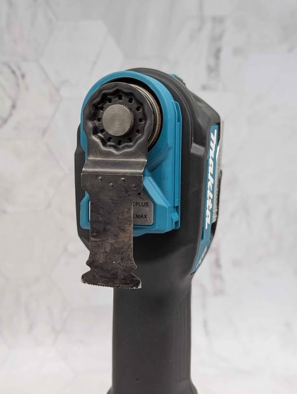 Makita 18V Multi Tool Skin-Only (DTM52) - BP376759 - Image 7