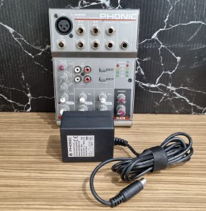Phonic 5 Channel Mixer TW366877
