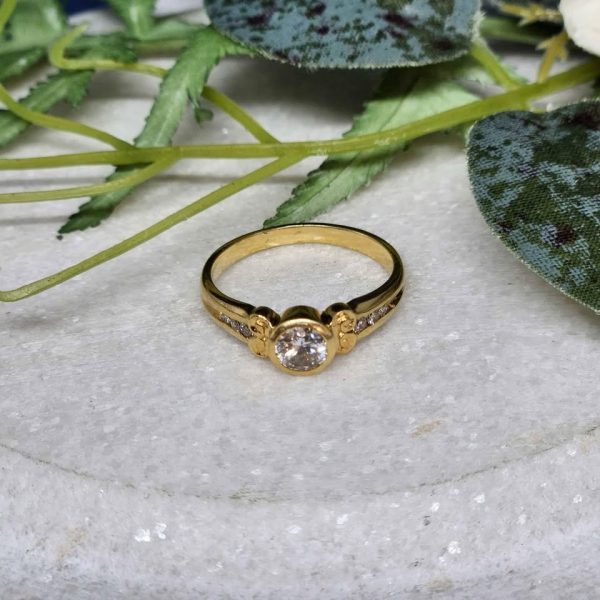 *VALUATED* Ladies 18ct Yellow Gold Ring #GN331093 - Image 11