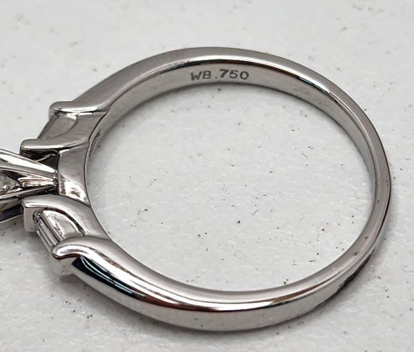 Ladies 18CT White Gold Diamond Ring - IP335595 - Image 8