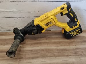 DeWalt 18V Rotary Hammer Drill TW373871