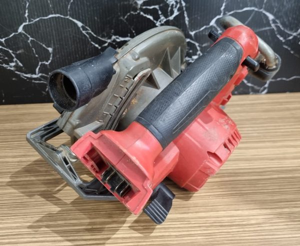 Milwaukee 18V Circular Saw TW371550 - Image 8