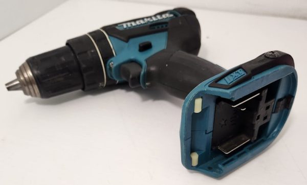 MAKITA 18V HAMMER DRILL-SKIN ONLY #GN369051 - Image 9