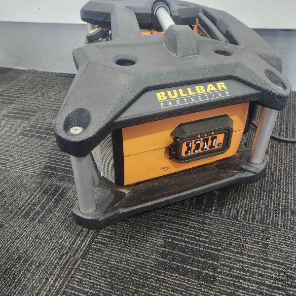 AEG CORDED RADIO #GN363665 - Image 7