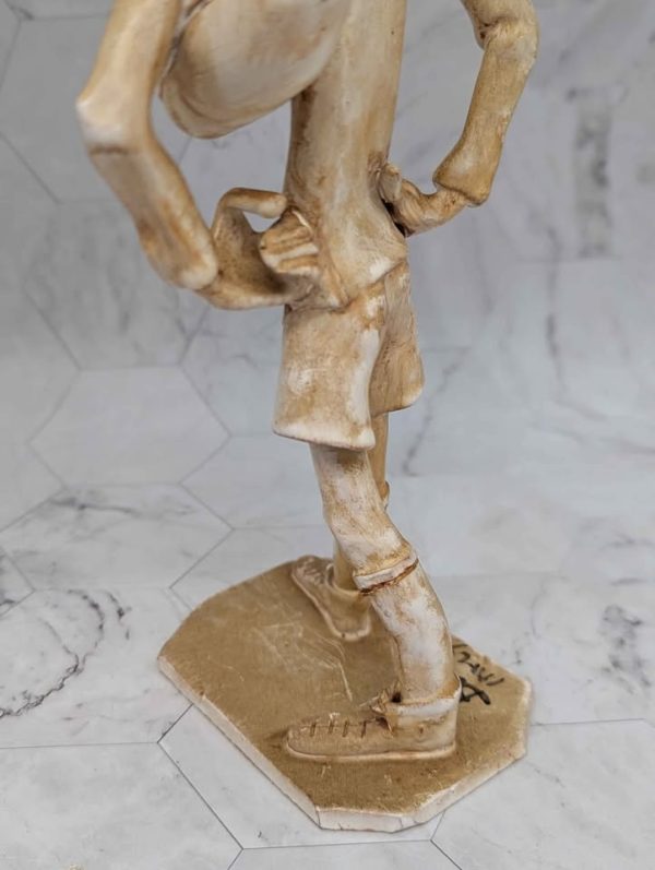 Vintage Italian Man With A Football Sculpture By Dino Benchini - BP379946 - Image 8