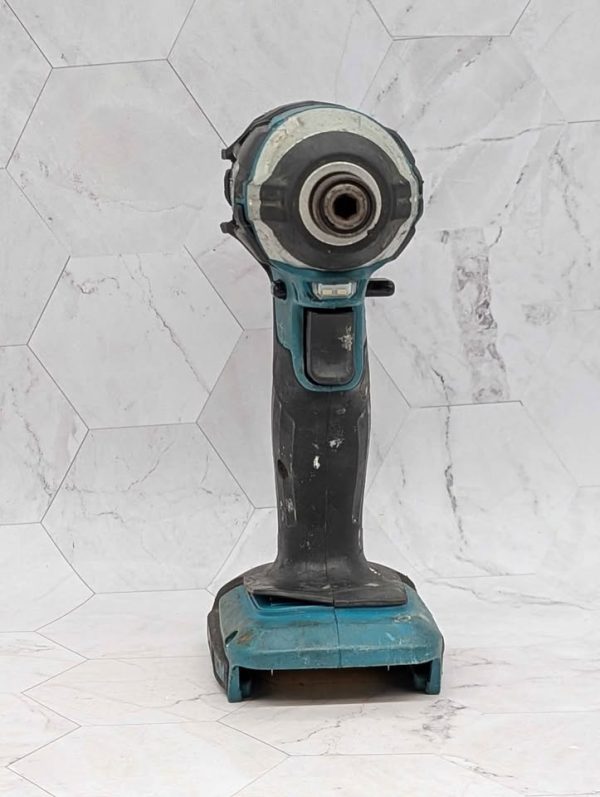 Makita 18V Impact Driver Skin-Only (DTD152) - BP376754 - Image 2