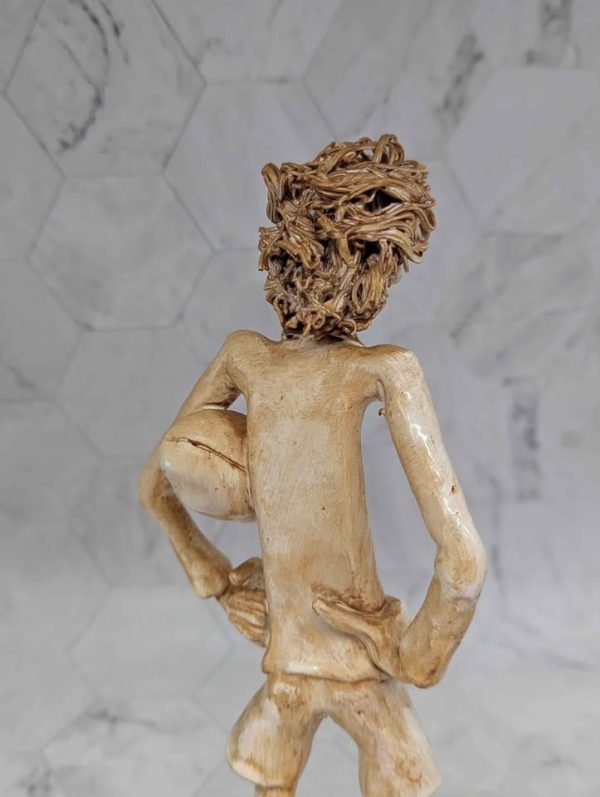 Vintage Italian Man With A Football Sculpture By Dino Benchini - BP379946 - Image 5