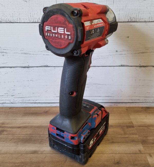 Milwaukee 18V Impact Wrench TW372346 - Image 4