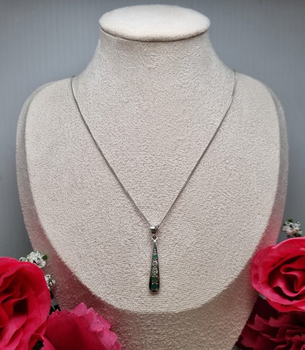 9ct White Gold Necklace with Green Stone Pendant TW370875 - Image 4