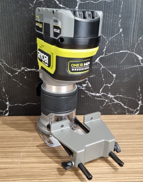 Ryobi 18V Router TW378387 - Image 3