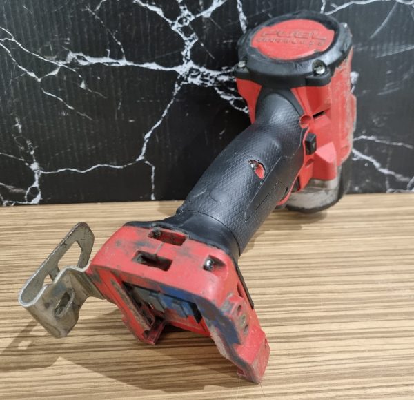 Milwaukee 18V Impact Wrench TW361825 - Image 8