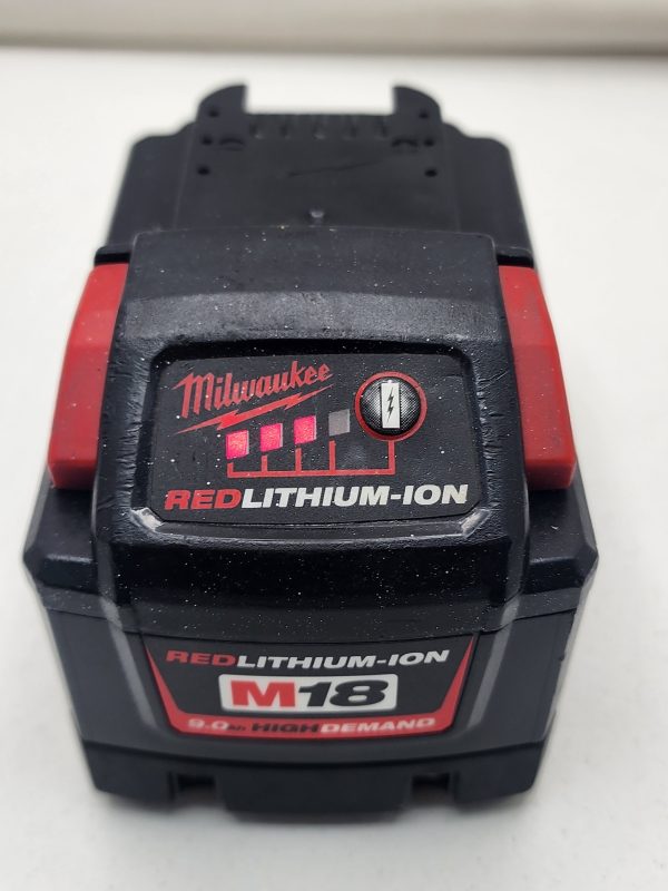 Milwaukee 9.0AH High Demand M18 - IP378179 - Image 4