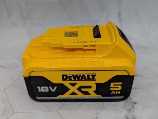DeWalt 18V XR 5Ah Battery - BP376597-2 - Image 4