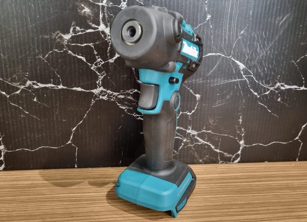 Makita 18V Sander TW264495 - Image 9