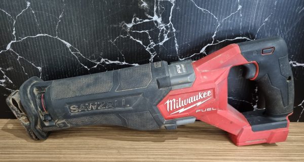 Milwaukee 18V Reciprocating Saw TW371554