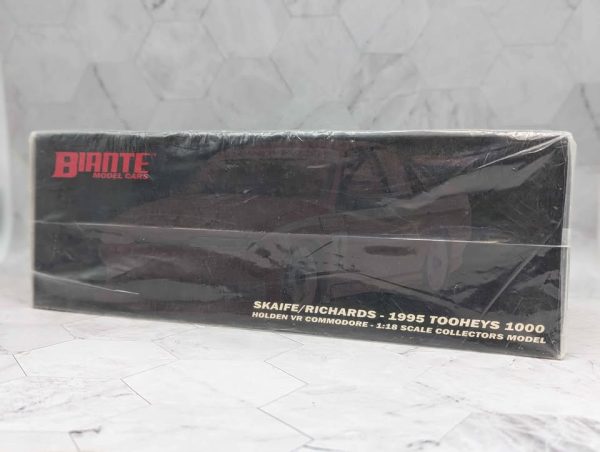 Biante 1:18 Skaife/Richards 1995 Holden VR Commodore Model Car - BP376675