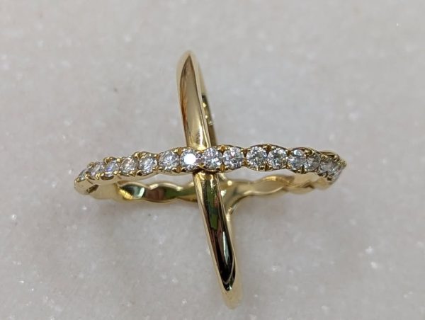 Le Gassick 18CT Yellow Gold Diamond Lorelei Criss Cross Ring From Hearts On Fire(5.9gms) - BP370831 - Image 8