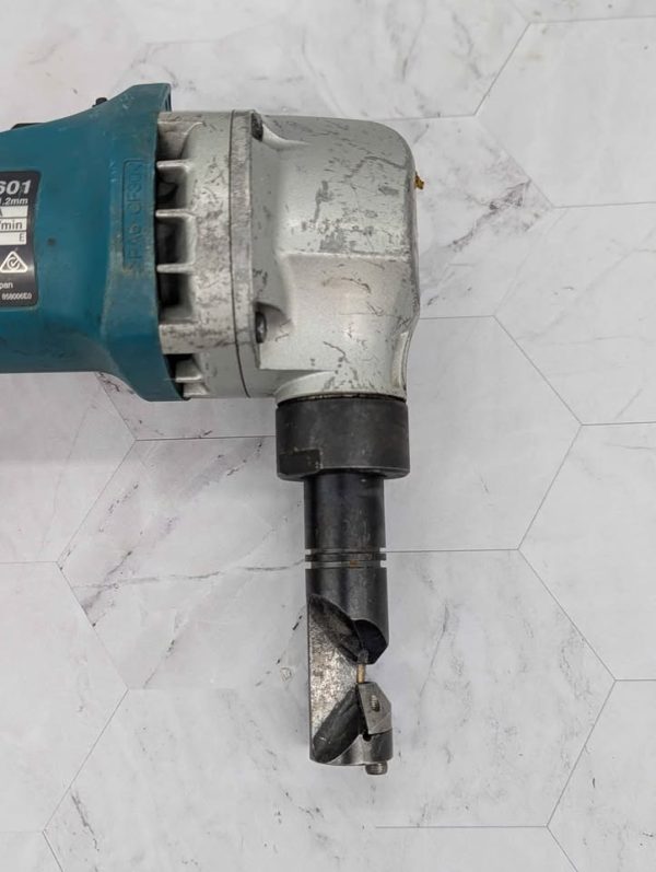 Makita 1.6mm Metal Nibbler (JN1601) - BP376760 - Image 4