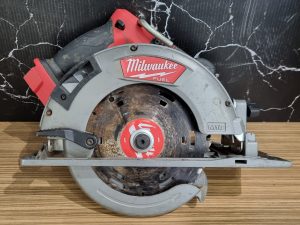 Milwaukee 18V Circular Saw TW373836
