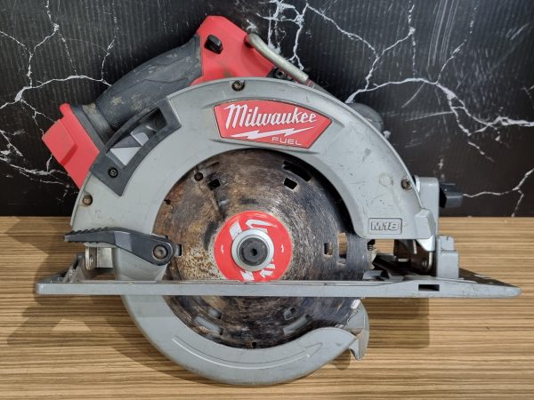 Milwaukee 18V Circular Saw TW373836