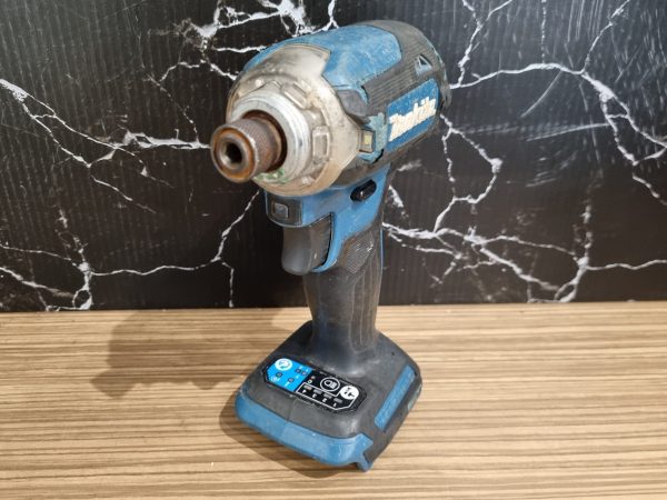 Makita 18V Impact Driver TW370555 - Image 7