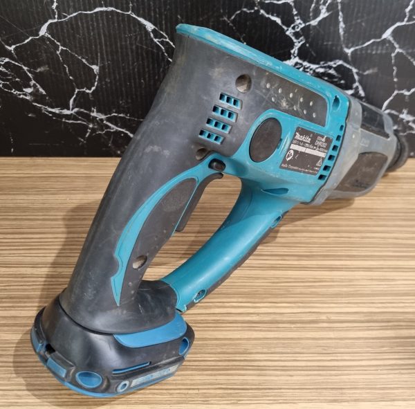 Makita 18V Rotary Hammer Drill TW371483 - Image 8
