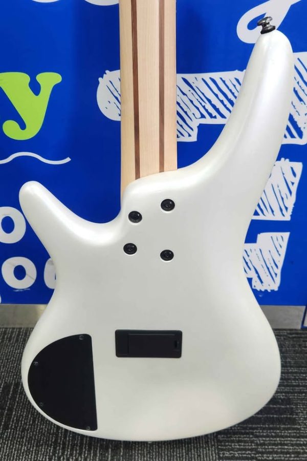 IBANEZ SR300EB BASS GUITAR-WHITE #GN384148 - Image 6