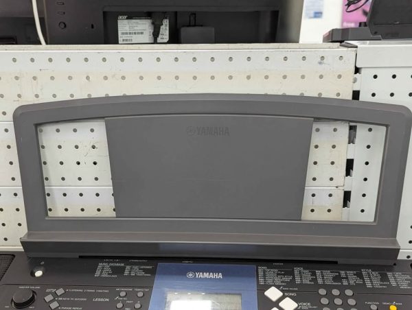 Yamaha PSR-E333 Portable Keyboard w/ Stand - BP381971 - Image 6