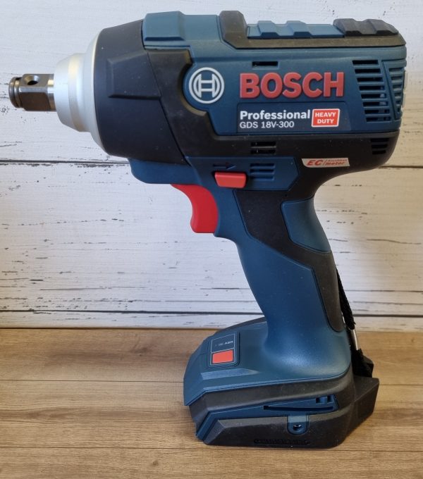 Bosch 18V Impact Driver TW370443 - Image 2
