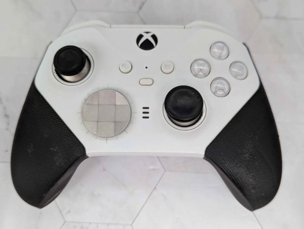 Microsoft Xbox Elite 2 Controller (1797) - BP381002 - Image 2