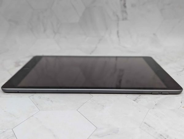 Apple iPad 32GB (8th Gen - WiFi+Cellular) - BP382386 - Image 2