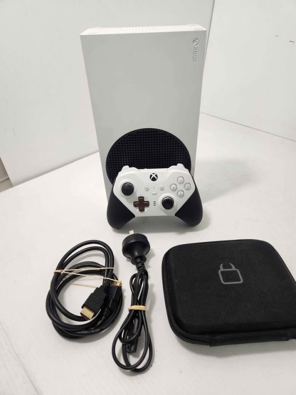MICROSOFT XBOX SERIES S CONSOLE WITH CORDS AND CONTROLLER #GN384378 - Image 8
