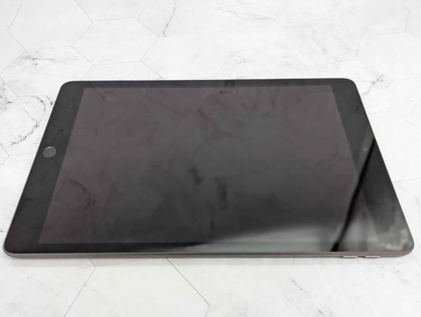 Apple iPad 32GB (8th Gen - WiFi+Cellular) - BP382386 - Image 5