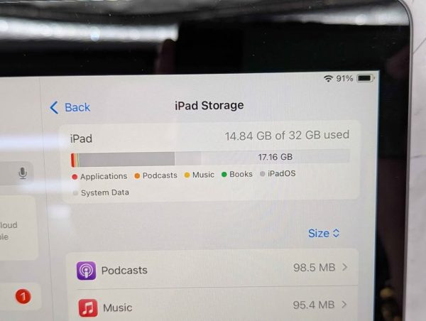 Apple iPad 32GB (8th Gen - WiFi+Cellular) - BP382386 - Image 8